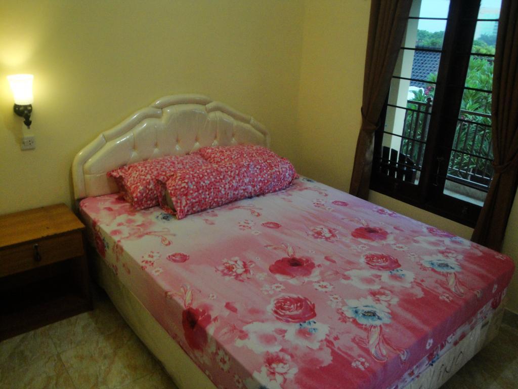 Puji Homestay Mataram Eksteriør bilde