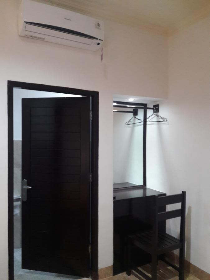 Puji Homestay Mataram Eksteriør bilde